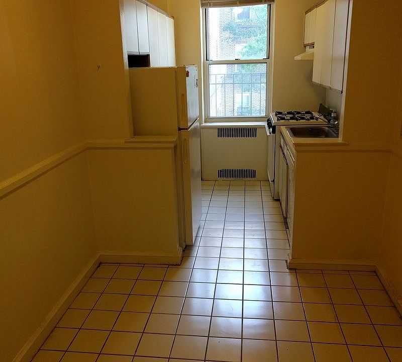 1st image of 7001 113th St APT 1A