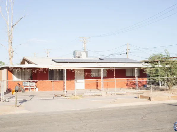 1185 Oak Rd, El Centro, CA 92243