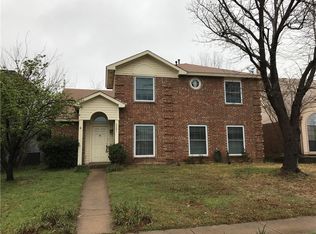 4331 Largo Dr, Grand Prairie, TX 75052