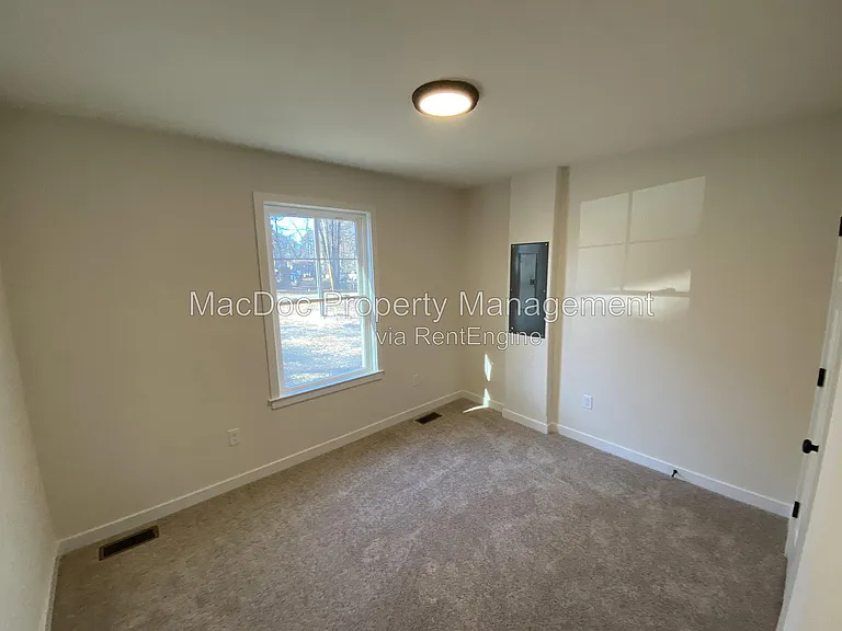 170 Forest Grove Rd — Photo 16