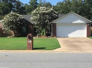 56 Park Ridge Dr, Maumelle, AR 72113