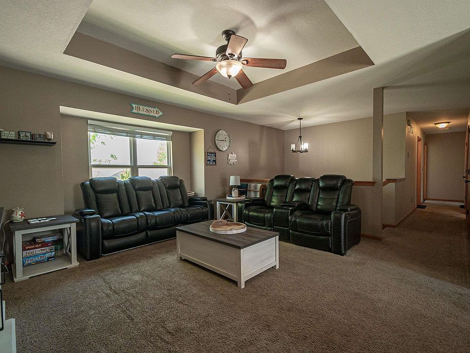 4312 SE Horseshoe Bend Dr, Topeka, KS 66609 Zillow