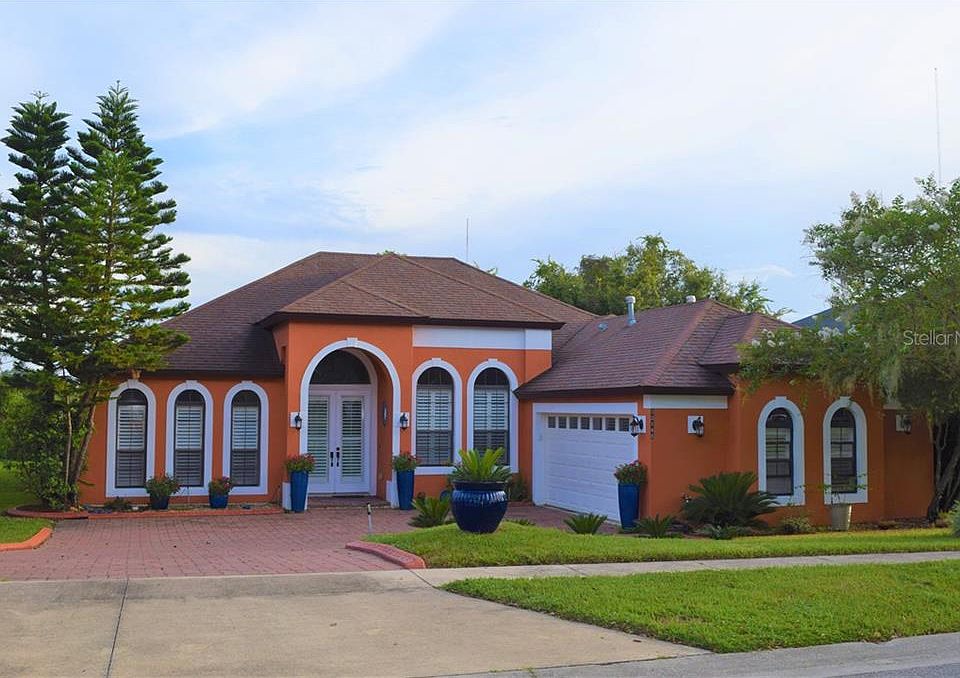 1st image of 33148 Irongate Dr