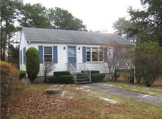 195 Holly Rd, South Kingstown, RI 02879