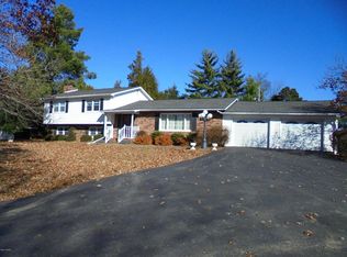 90 Walnut Grove Ln, Harrisburg, IL 62946