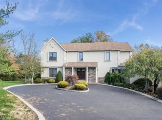 200A Mountain Ave, North Caldwell, NJ 07006