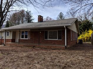 3 Saxons Walk Way, Black Mountain, NC 28711