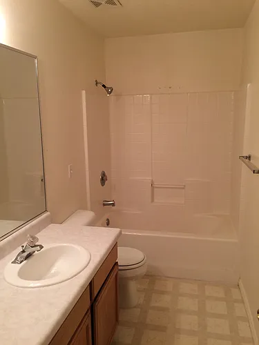 N 2720 E Photo 1
