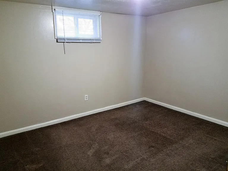 218 S Lakeview Dr — Photo 7