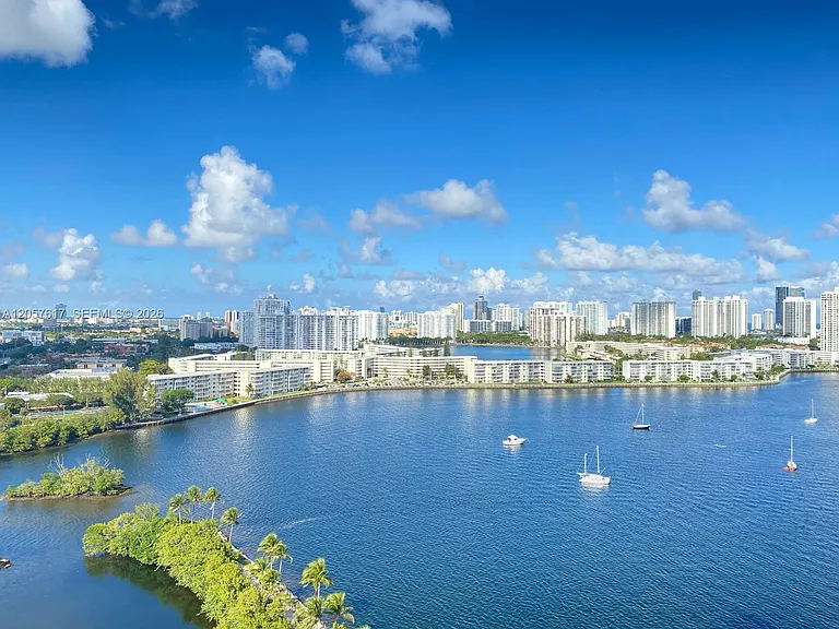 17301 Biscayne Blvd #1808 — Photo 21