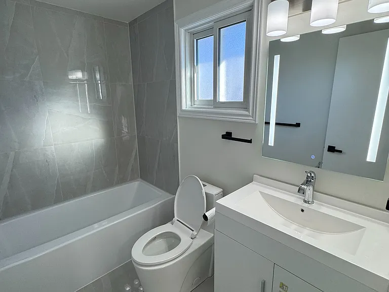 109 Connelly Dr — Photo 22