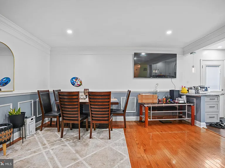 7518 Bentree Rd — Photo 11