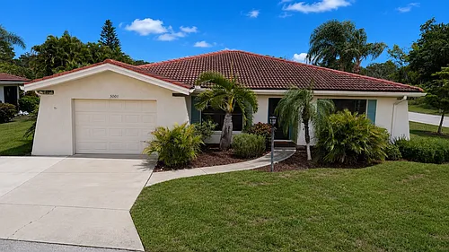 5001 Vivienda Way #25 Photo 1