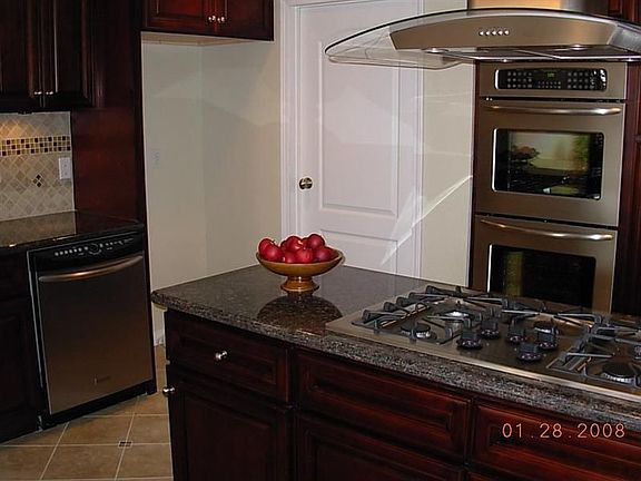 New Double Oven/5 Burner Cooktop/Dishwasher