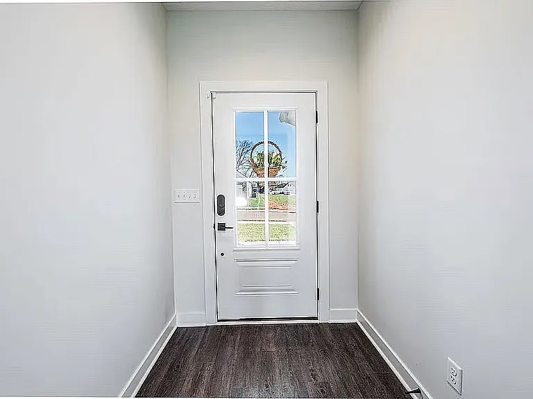 2893 Brahman Cir — Photo 3