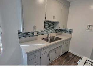 1644 S Gramercy Pl APT 8, Los Angeles, CA 90019