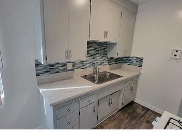 1644 S Gramercy Pl APT 7