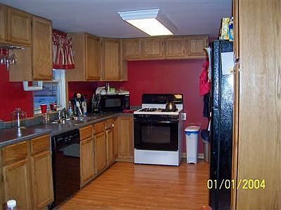 4th image of 1244 W 39th St