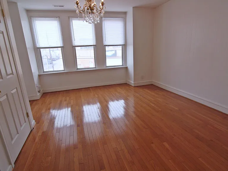 912 Snyder Ave #2 — Photo 17