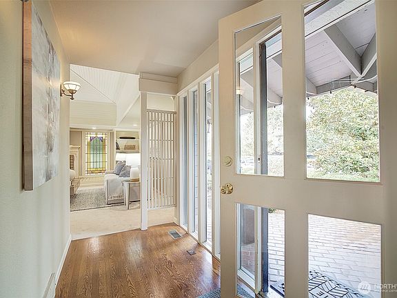 5th image of 243 140th Avenue NE
