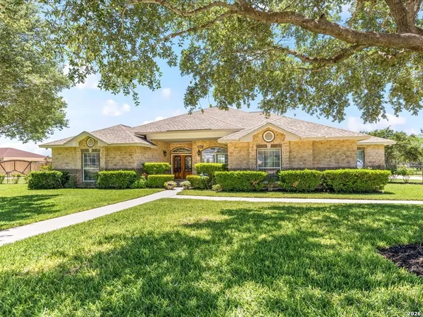 8306 Quail Covey Lane, San Antonio, TX 78263