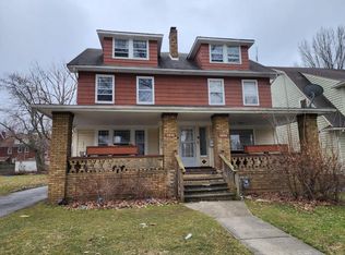 3094 E Derbyshire Rd, Cleveland Heights, OH