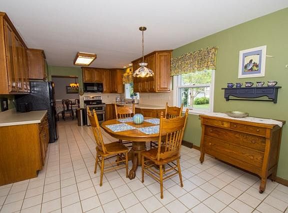 5th image of 52725 Swanson Dr