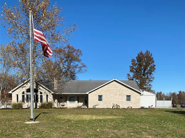 1271 Mount Tabor Ave, Greenville, IL 62246