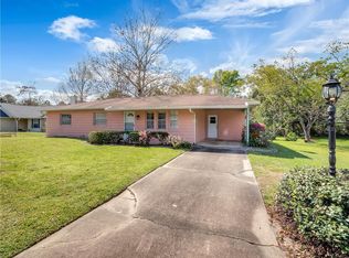 1518 Balmy Beach Dr, Forest City, FL 32703