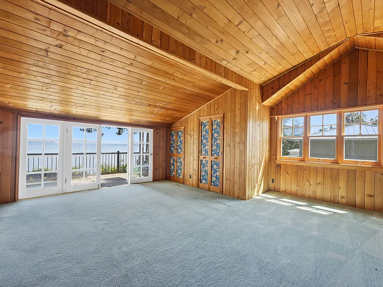 6782 Wing Point Rd NE — Photo 18