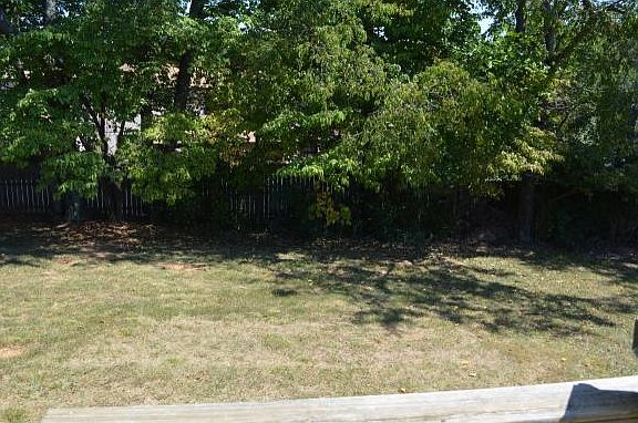 4th image of 1029 E Valley Dr #B