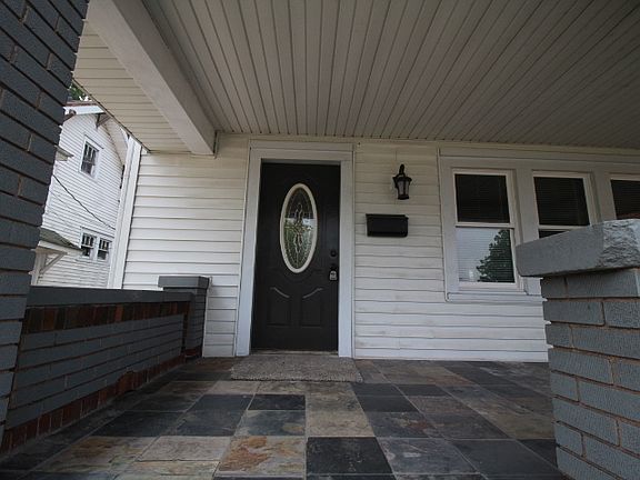3rd image of 421 N Ewing St