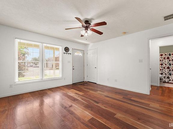2nd image of 1033 11th St