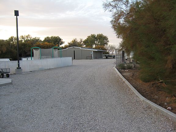 36x36 barn; stalls/tack