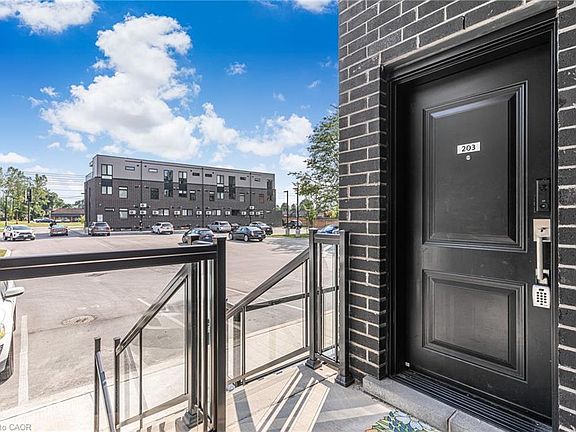 3rd image of 6065 McLeod Rd