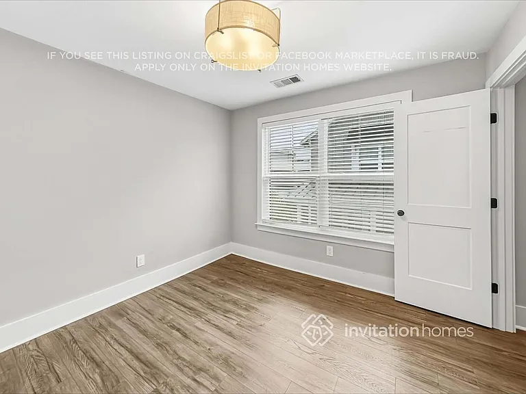 242 Founders Ln — Photo 18