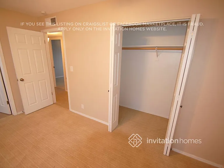 647 E Franklin Ave — Photo 8