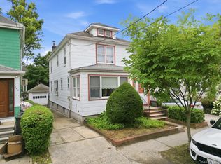 338 E 238th St, Bronx, NY 10470