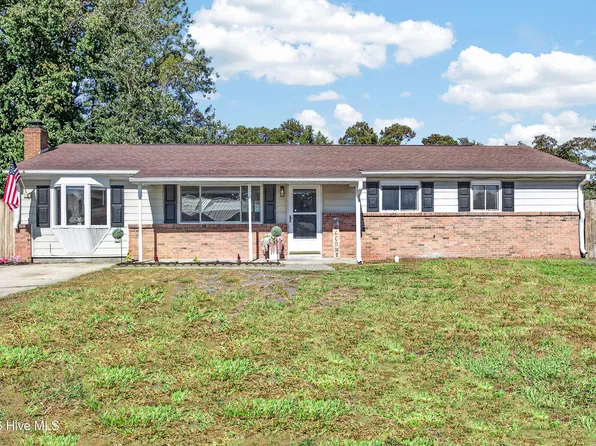 402 Dale Drive, Jacksonville, NC 28540