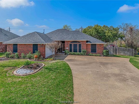 2nd image of 4204 Winchester Dr
