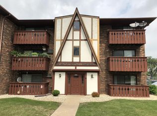 5630 Independence Ave APT 1E, Oak Forest, IL 60452