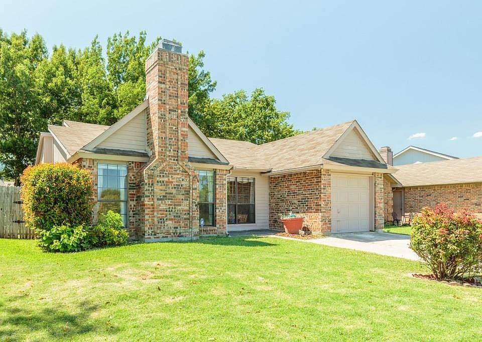 1st image of 4268 Staghorn Cir N