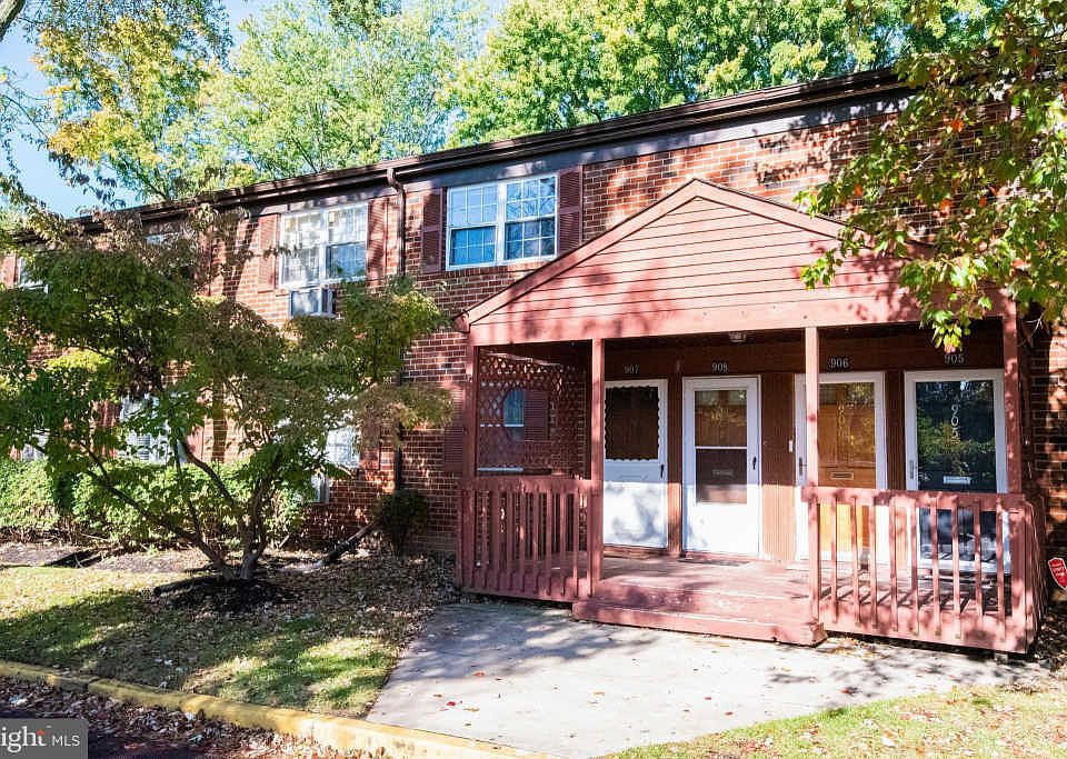 1st image of 907 Garnet Dr