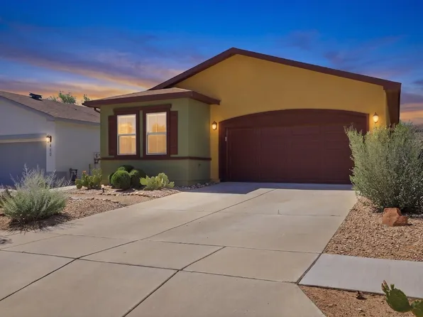 470 Zuni River Cir SW, Los Lunas, NM 87031