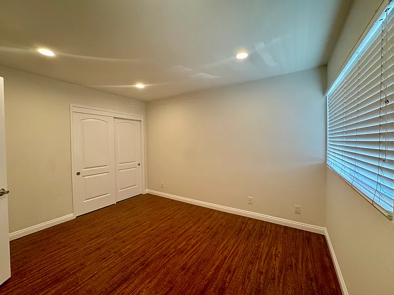 4325 W 182nd St #26 — Photo 19