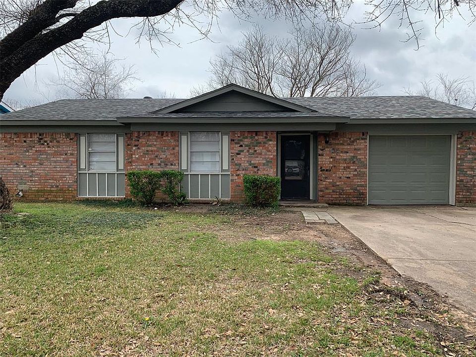 1st image of 12304 Baron Dr