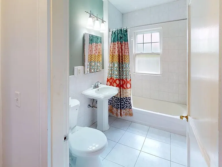 189 Wordsworth St — Photo 8