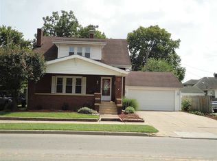 530 Elm St, Clinton, IN 47842