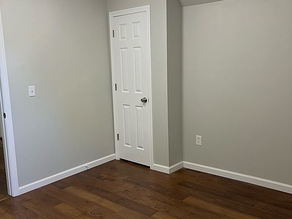 4th image of 19 Prince St #2R