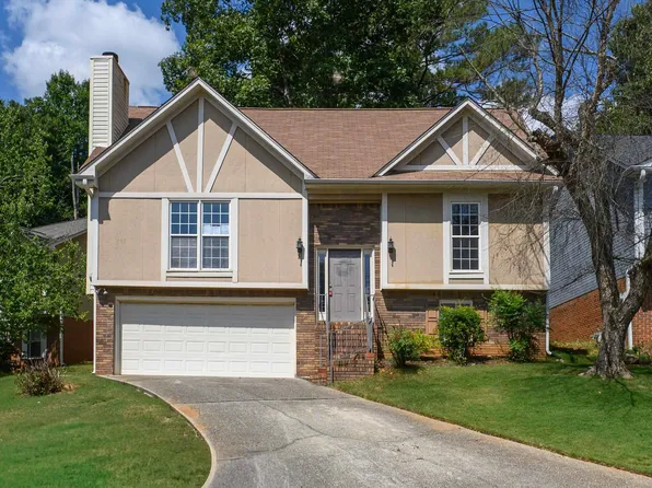 2220 Williamsburg Dr, Pelham, AL 35124